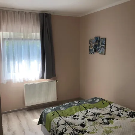 Adam's * Kehidakustány